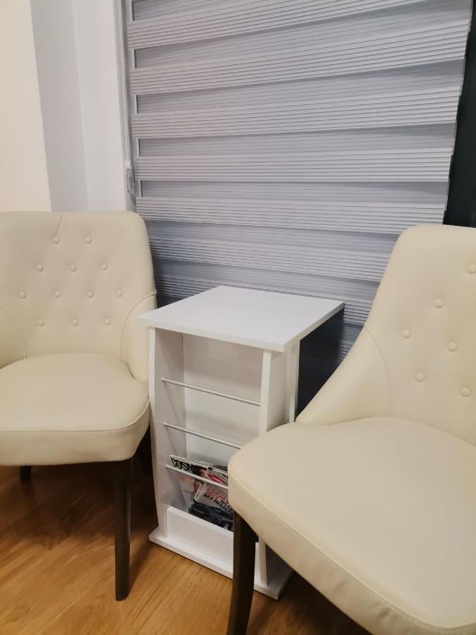 Pupin Palata Business B15 Apartment *